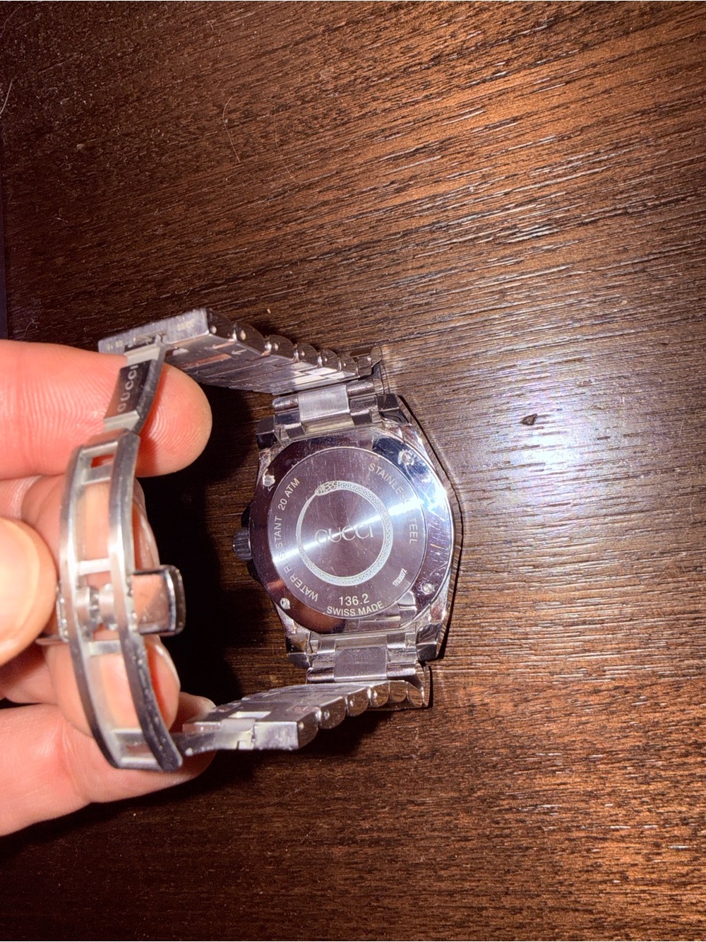 Gucci Black and Silver Dive-Style Watch with Green Accents - Picture 3 of 5